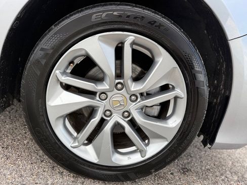 Used 2018 Honda Accord LX image 24