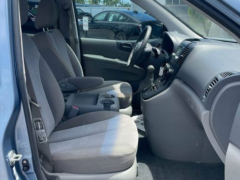 Used 2012 Kia Sedona LX FWD image 8
