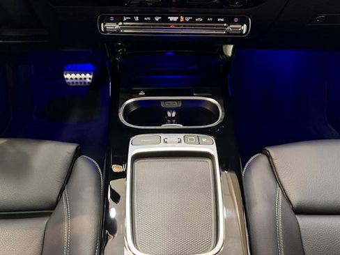 Certified 2025 Mercedes-Benz CLA 35 AMG 4MATIC image 11