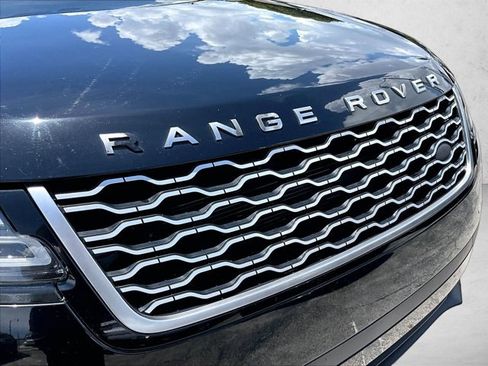 Used 2018 Land Rover Range Rover Velar S AWD/4WD image 28