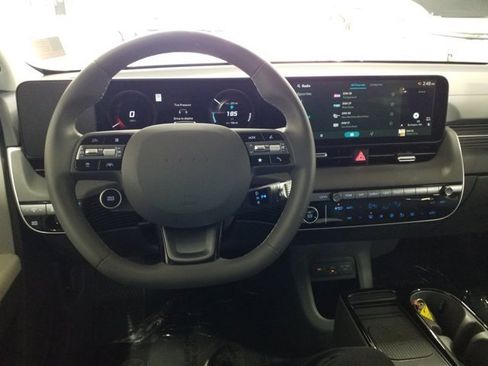 Certified 2025 Hyundai Ioniq 5 SEL image 4