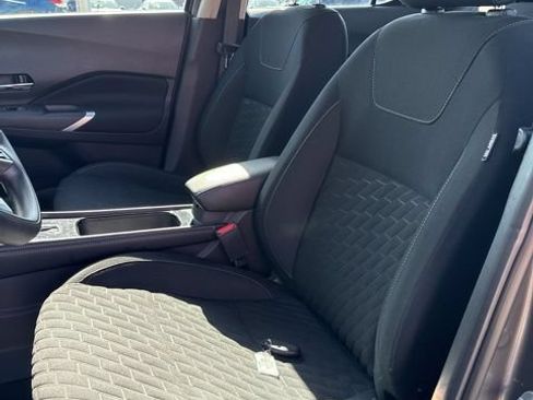 Used 2022 Nissan Kicks SV FWD image 13