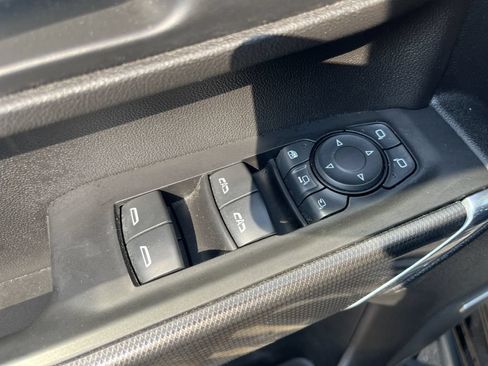 Used 2020 GMC Sierra 2500 AT4 w/ AT4 Premium Package AWD/4WD image 17