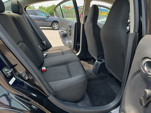 Used 2016 Nissan Versa S FWD image 25
