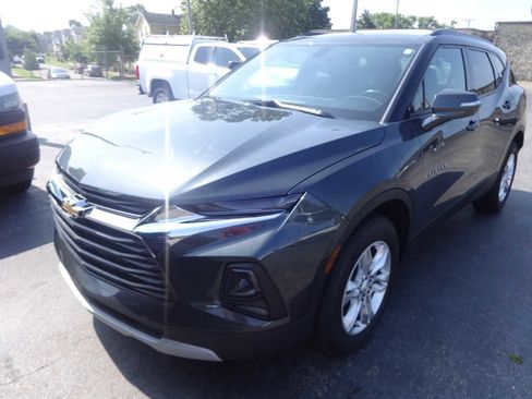 Used 2019 Chevrolet Blazer LT image 2
