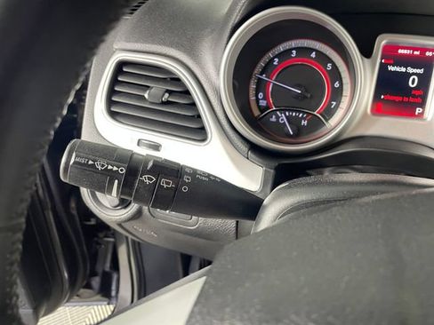 Used 2018 Dodge Journey SE w/ Connectivity Group FWD image 13
