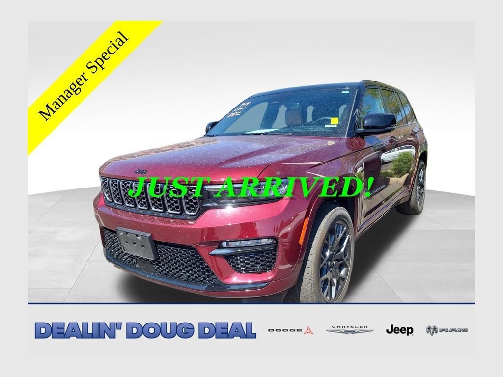 Used 2024 Jeep Grand Cherokee Summit AWD/4WD image 1