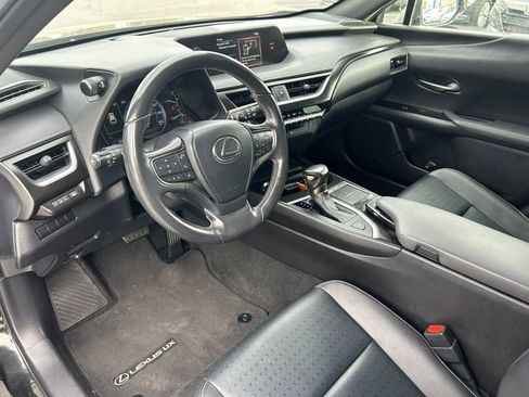 Used 2019 Lexus UX 200 w/ Accessory Package 2 FWD image 24
