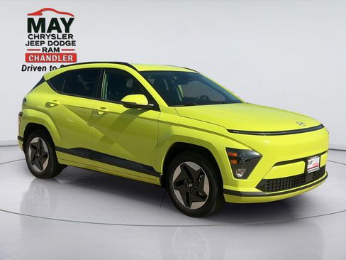 Used 2024 Hyundai Kona SEL FWD image 1