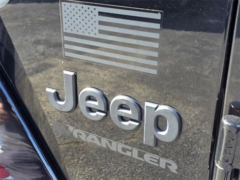Used 2023 Jeep Wrangler Unlimited Sport image 9