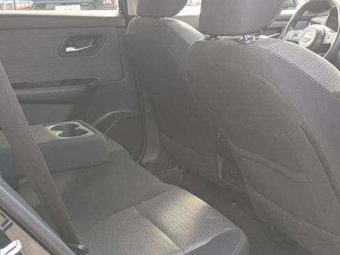 Used 2023 Nissan Rogue SV image 27