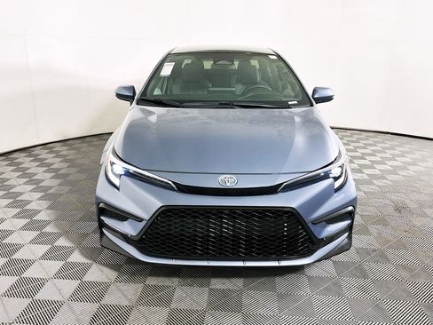 Used 2025 Toyota Corolla SE image 8