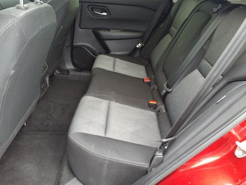 Used 2025 Nissan Rogue SV AWD/4WD image 7