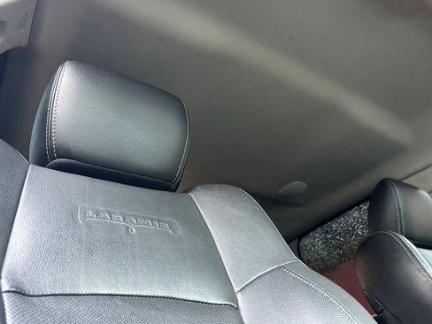 Used 2017 RAM 1500 Laramie w/ Convenience Group image 13