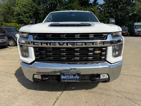 Used 2022 Chevrolet Silverado 3500 LT w/ Convenience Package image 11
