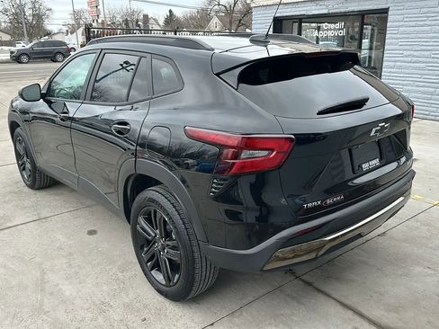 Used 2025 Chevrolet Trax ACTIV w/ Driver Confidence Package image 7