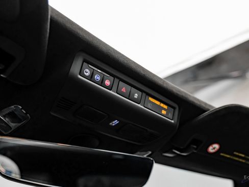 Used 2023 Chevrolet Corvette Stingray Premium Cpe w/ Z51 Performance Package image 44