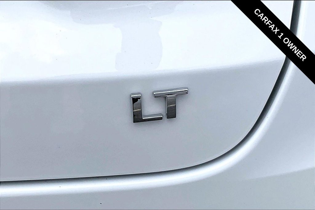 Used 2025 Chevrolet Trax LT FWD image 23