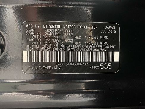 Used 2020 Mitsubishi Eclipse Cross ES image 10