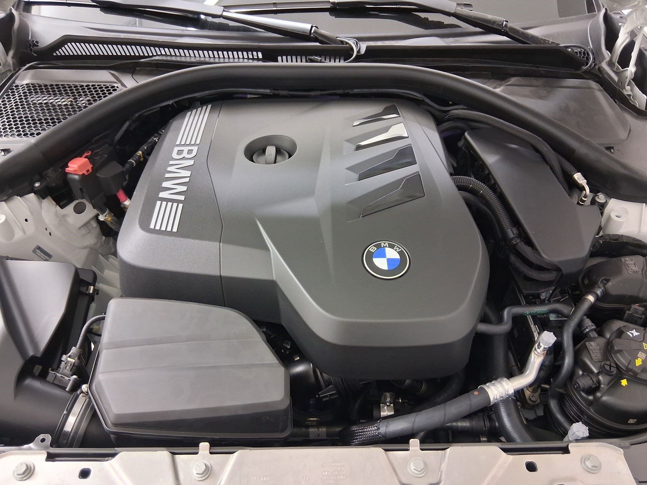 New 2026 BMW 330i Sedan w/ Convenience Package RWD image 31