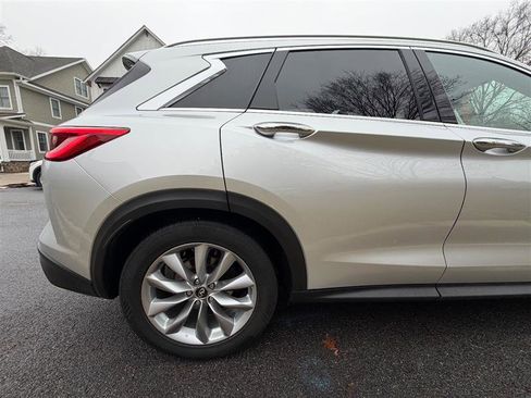 Used 2019 INFINITI QX50 AWD image 5