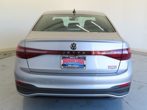 New 2026 Volkswagen Jetta Sport FWD image 5