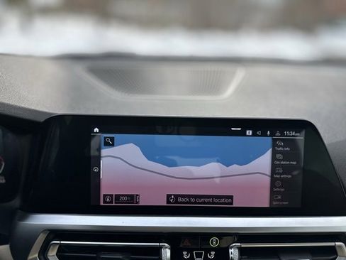 Used 2021 BMW 330i xDrive Sedan w/ Premium Package image 10