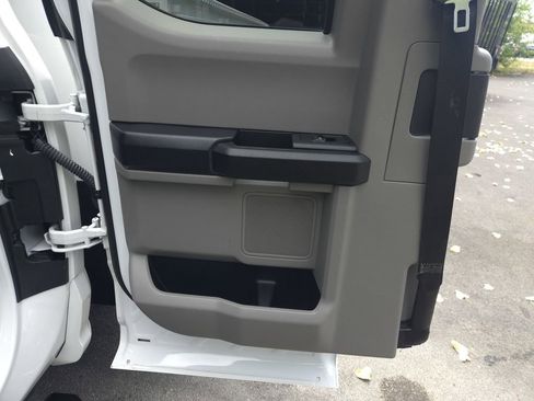 Used 2020 Ford F550 4x4 SuperCab Super Duty image 16