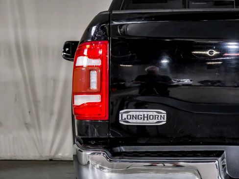 Used 2019 RAM 2500 Limited AWD/4WD image 42