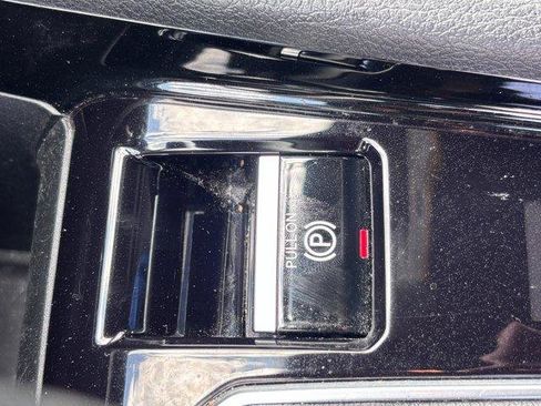 Used 2025 Jeep Compass Limited AWD/4WD image 31