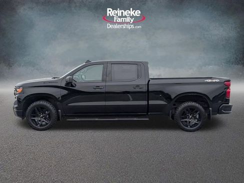 Used 2022 Chevrolet Silverado 1500 Custom w/ LPO, Dark Essentials Package AWD/4WD image 9