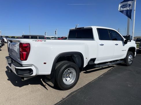 Used 2024 Chevrolet Silverado 3500 LTZ w/ LTZ Plus Package image 4