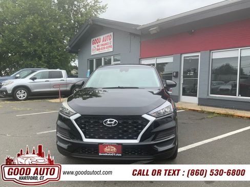 Used 2020 Hyundai Tucson SE w/ Cargo Package AWD/4WD image 2