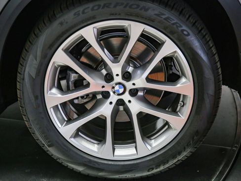 Used 2024 BMW X5 sDrive40i w/ Parking Assistance Package RWD image 11