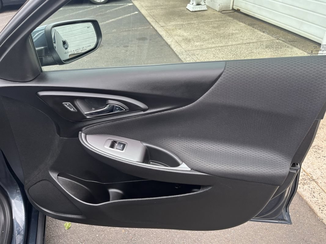 Used 2019 Chevrolet Malibu LS w/ Driver Confidence Package II FWD image 18