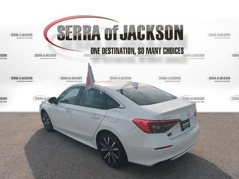Used 2024 Honda Civic EX image 7