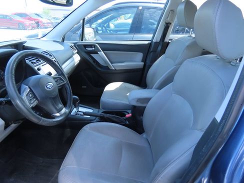 Used 2016 Subaru Forester 2.5i Limited AWD/4WD image 10