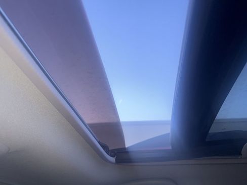 Used 2015 Subaru Outback 3.6R Limited image 18