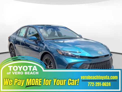 New 2026 Toyota Camry SE w/ Convenience Package FWD image 1