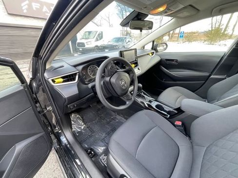 Used 2022 Toyota Corolla LE image 23