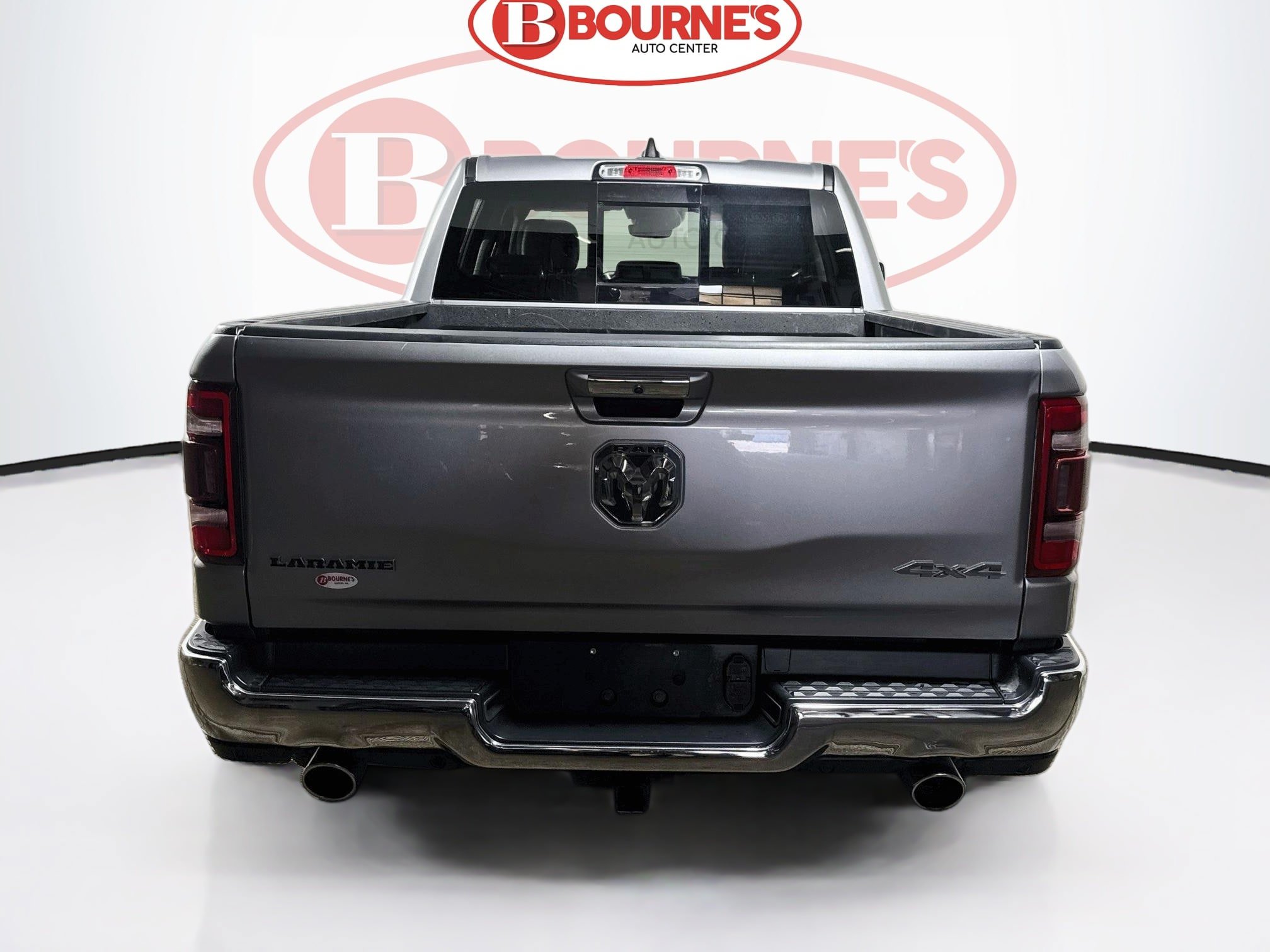 Used 2022 RAM 1500 Laramie AWD/4WD image 8