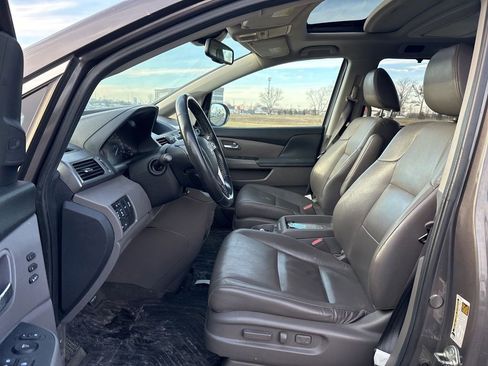 Used 2016 Honda Odyssey Touring Elite image 17