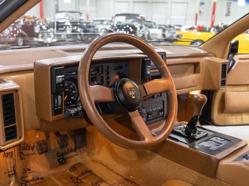 Used 1988 Pontiac Fiero GT image 39