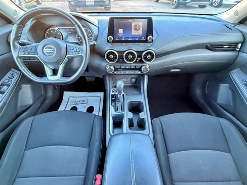 Used 2022 Nissan Sentra SV image 18