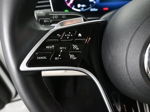 Certified 2025 Mercedes-Benz GLE 350 4MATIC image 10