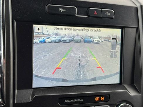 Used 2017 Ford F250 XLT w/ XLT Premium Package image 32