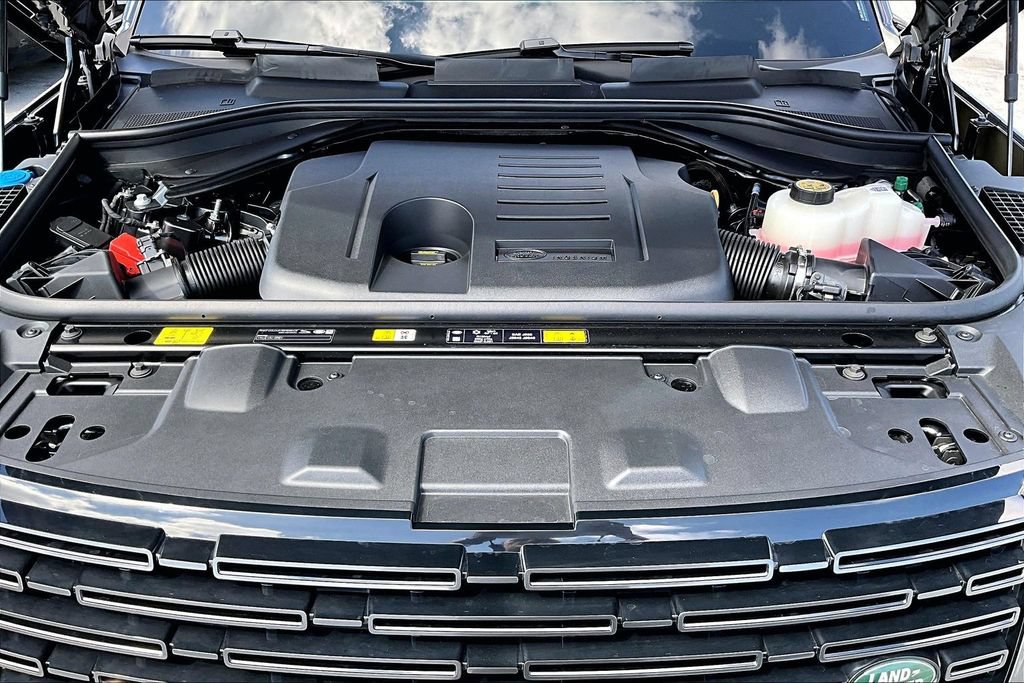 New 2026 Land Rover Range Rover SE AWD/4WD image 12