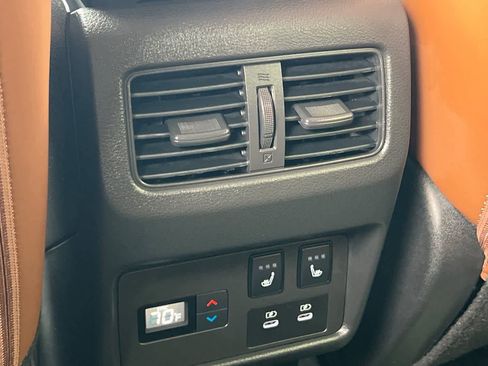 New 2026 Nissan Rogue Platinum image 15