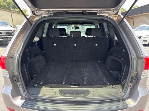 Used 2014 Jeep Grand Cherokee Laredo w/ Quick Order Package 23E AWD/4WD image 9