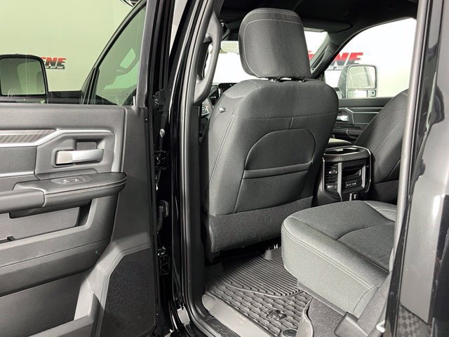 New 2027 RAM 3500 Big Horn AWD/4WD image 25